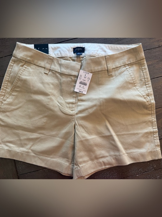 J. Crew Factory Pants - NWT J Crew 5” Khaki Shorts Size 4